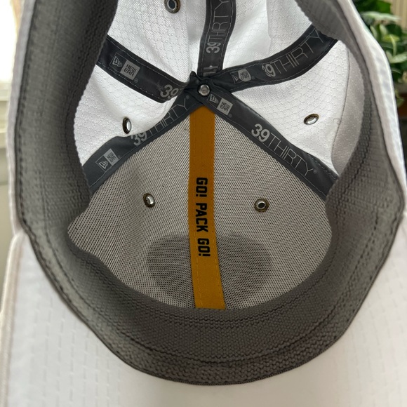 Green Bay Packers White On Field Sideline Hat S/M - Picture 5 of 10